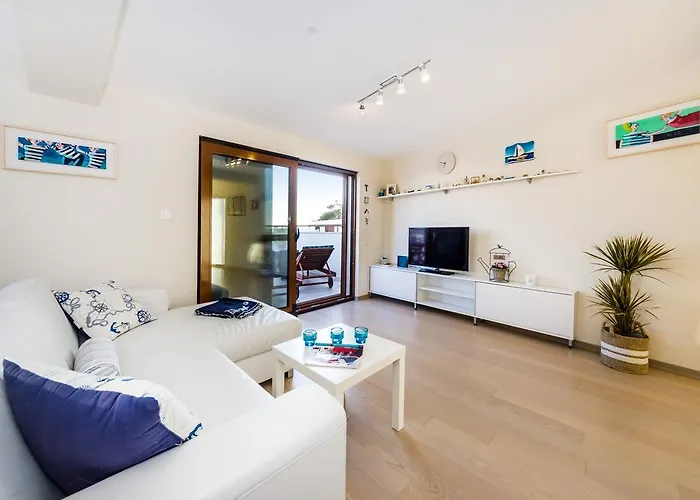 Aquamarine Deluxe Penthouse *