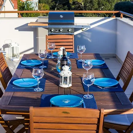 Aquamarine Deluxe Penthouse Apartment Petrcane