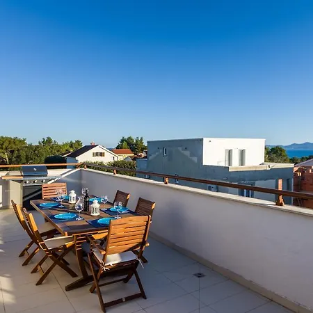 Apartment Aquamarine Deluxe Penthouse Petrcane